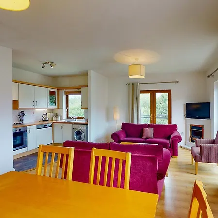 Дом отдыха Lakeside Homes - Type B By Trident Homes