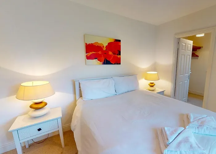 בית נופש Lakeside Homes - Type B By Trident Homes