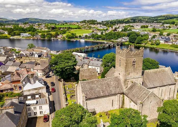 Сasa de vacaciones Lakeside Homes - Type B By Trident Homes *